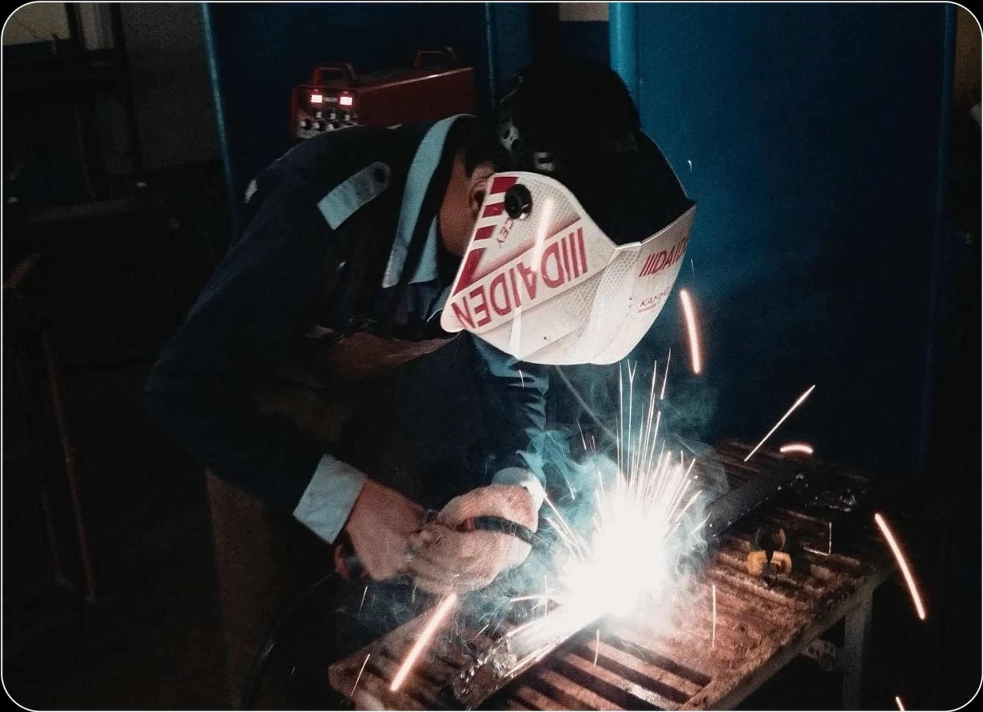 Image of TEKNIK FABRIKASI LOGAM DAN MANUFAKTUR